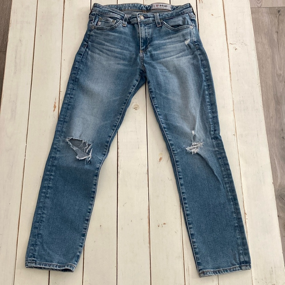 AG distressed jeans, like new, 26R